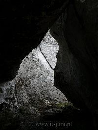 Gra Zborw - boczny otwr jaskini w Kaskadach, fot. D. Orman